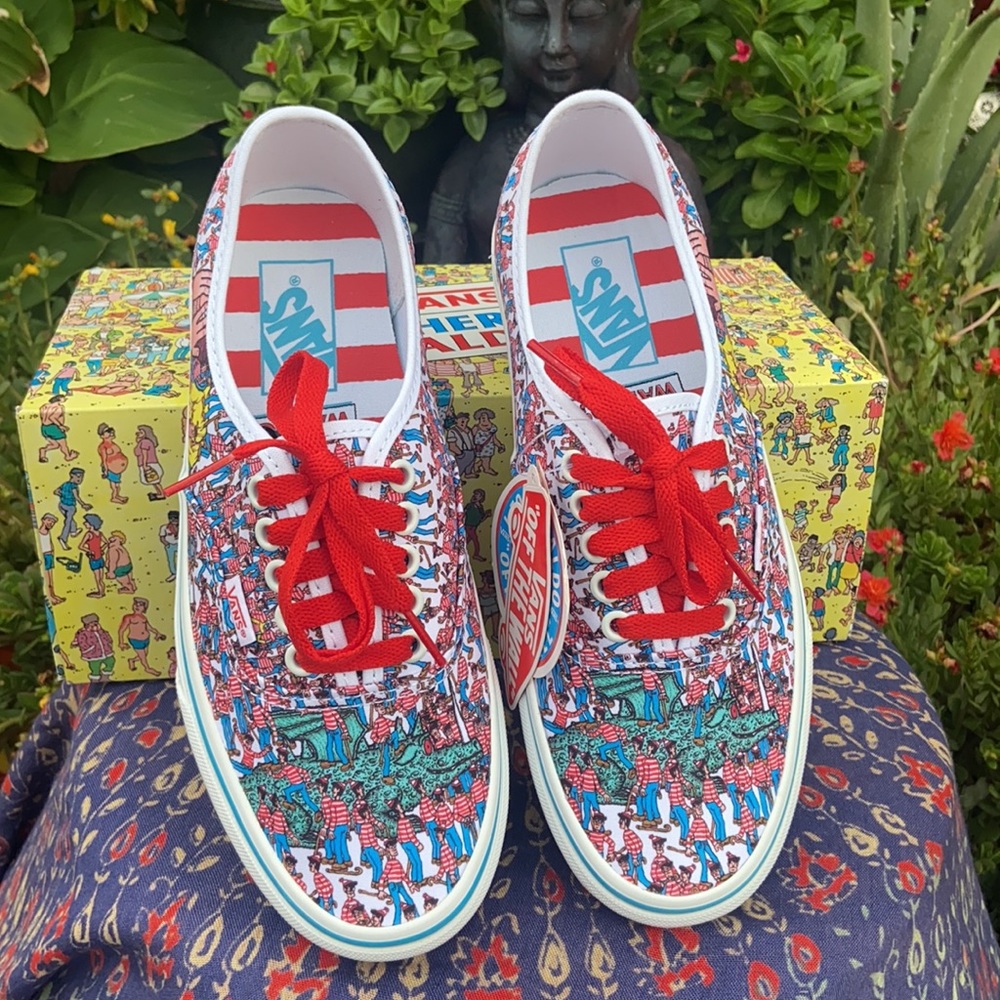 New “WHERE’S WALDO” Vans Authentic - Picture 9 of 16